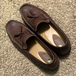 Men’s dark down dress loafers